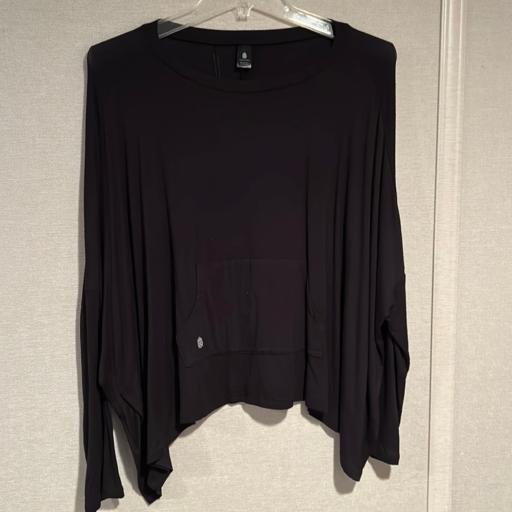 SLIGHTLY BUDDA Top
